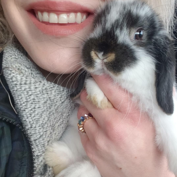 Eclectics Avenue 》 Whitney Buesser - Picture 6 of 8